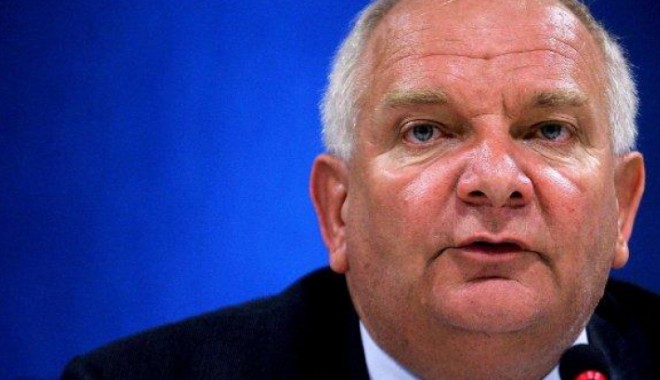 Liderul PPE: La București s-a produs o LOVITURĂ DE STAT - daul65178800-1341601420.jpg