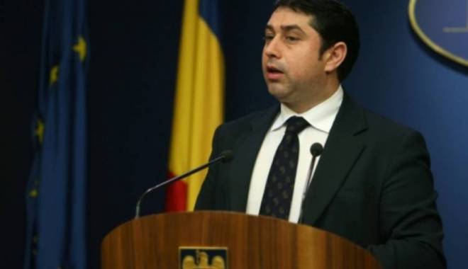 Fostul ministru Cristian David, adus cu mandat la DNA - david-1421826178.jpg