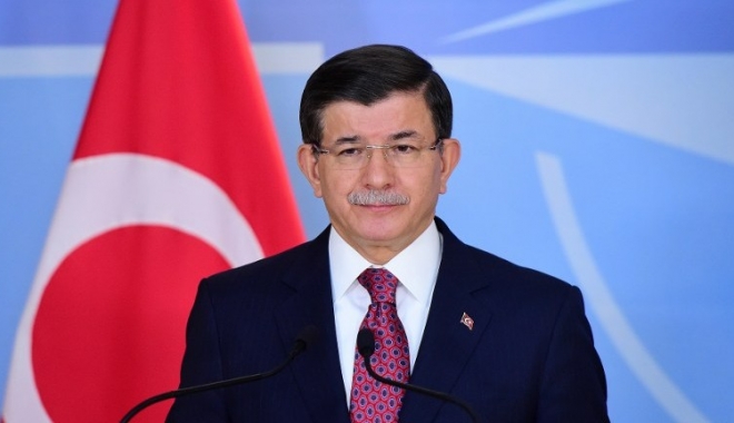 Turcia / Davutoglu își anunță plecarea, Erdogan își consolidează puterea - davutoglu-1462466368.jpg