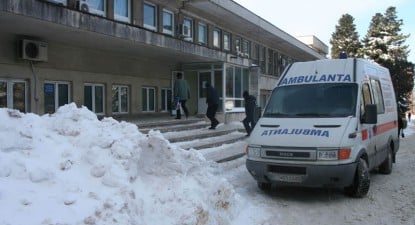 Operată după ce a ajuns la spital plină de sânge și cu o ureche tăiată - db8bdc788823cc781f69ec45a92047cb.jpg