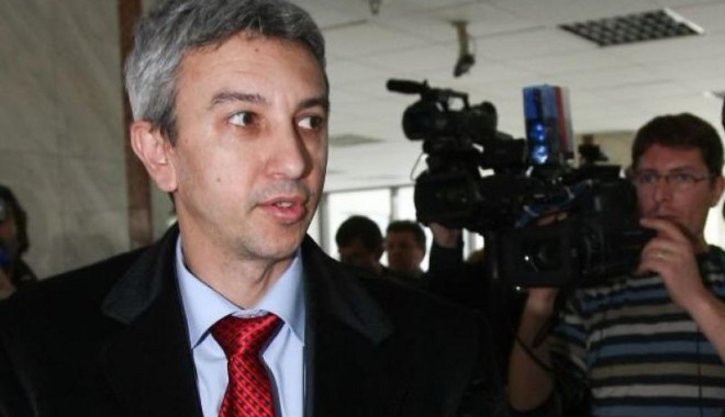 Cât a oferit Dan Diaconescu pentru acțiunile Oltchim - dd-1348223521.jpg