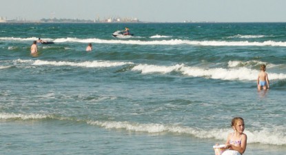 Plimbarea cu schi-jetul, 150 de lei pentru două persoane - dd2a4a45d18fb70e74e7cbd38b6ac1bf.jpg