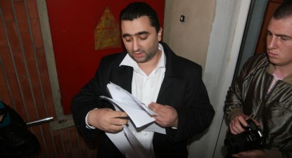 Războiul pentru conducerea DADL se poartă și-n instanțe - dd6710bd4df377be8d5bb188d981c91b.jpg