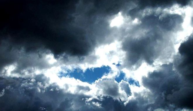 PROGNOZA METEO: ploi și vânt în majoritatea regiunilor - ddd-1577027329.jpg