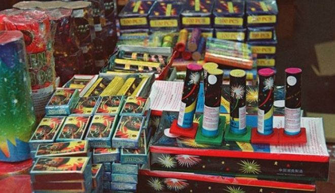 Le-au stins artificiile! Zeci de tone de articole pirotehnice, confiscate de polițiști - ddd-1577613616.jpg