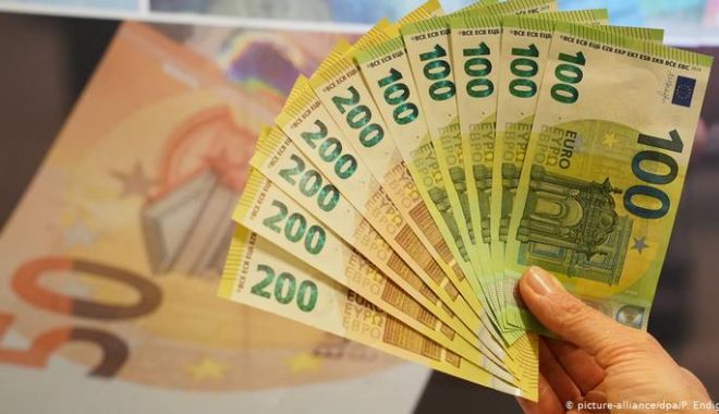 Și-a jefuit propria mamă, de sărbători! Prejudiciul nu a fost recuperat - ddd-1579265567.jpg