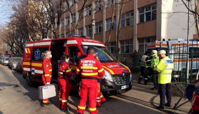 Încă o școală evacuată din cauza igienizării! Elevii au acuzat dureri de cap - ddd-1579614361.jpg