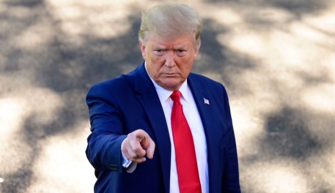 Trump solicită ajutorul Apple: 