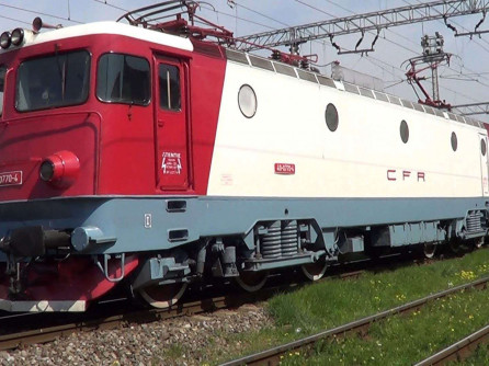 Cai loviți de tren! A fost nevoie de înlocuirea locomotivei - ddd-1579851371.jpg