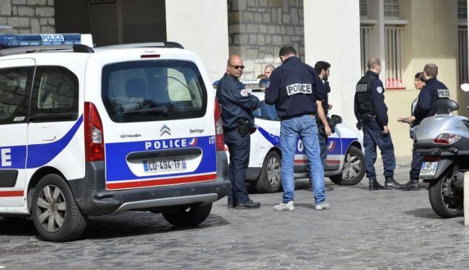 Prinși în flagrant după ce au comis peste 200 de furturi în Franța! - ddd-1579879066.jpg