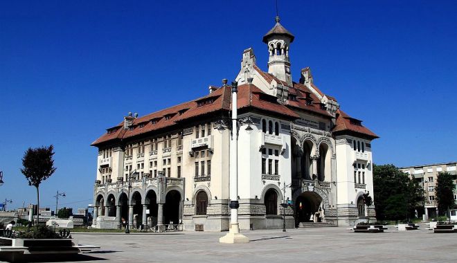 Se lansează un nou volum din 