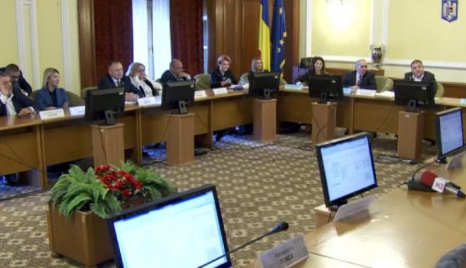 Eliminarea pensiilor speciale, subiect de dispută în Comisia de muncă - ddd-1580211939.jpg