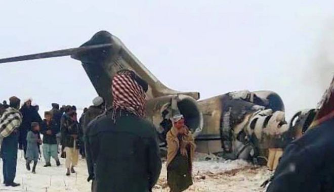 MISTERUL PERSISTĂ: Epava avionului prăbușit în Afganistan, inaccesibilă! Ar exista doi supraviețuitori - ddd-1580212724.jpg
