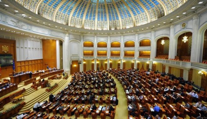 Moțiunea de cenzură a PSD și UDMR, depusă la Parlament - ddd-1580379485.jpg