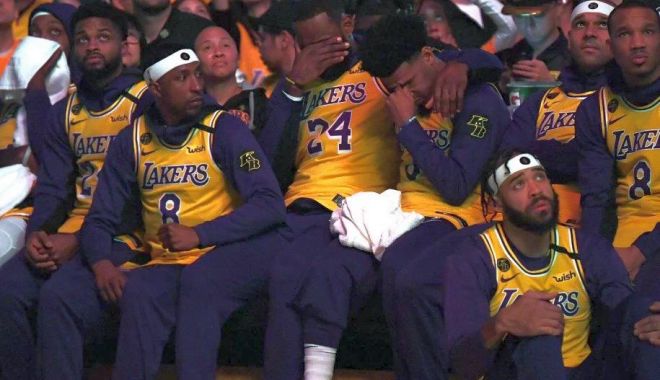 Lacrimi de durere! Kobe Bryant, omagiat de Lakers - ddd-1580554329.jpg