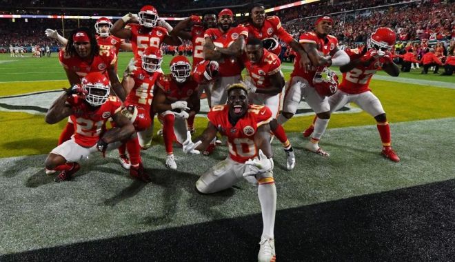 Super Bowl: Kansas City Chiefs, campioană după 50 de ani - ddd-1580721345.jpg