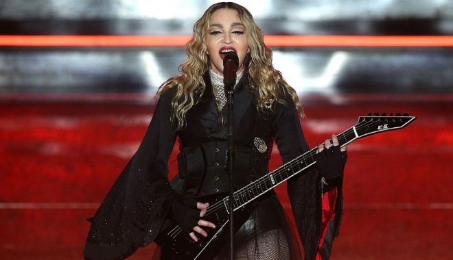 Corigentă la punctualitate: Madonna, dată în judecată de fani! - ddd-1580894389.jpg