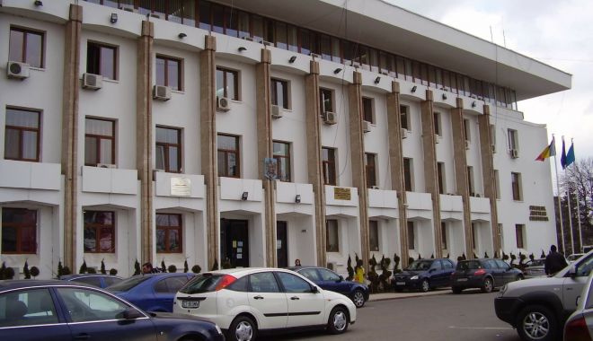 Demisie în Consiliul Județean. Cine renunță la mandat - ddd-1581767758.jpg
