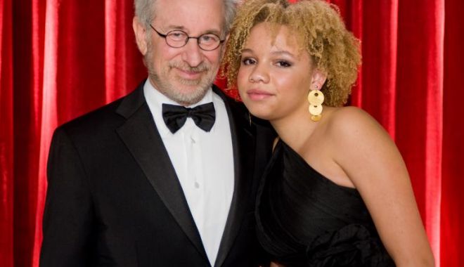 Fiica lui Steven Spielberg a ales să joace în alt fel de filme. Cu susținerea părinților... - ddd-1582205451.jpg