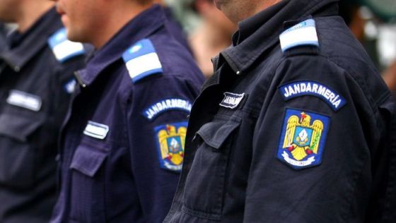 Prins de jandarmi, azi-noapte, după ce a furat un scuter - ddd1344177817-1350461240.jpg