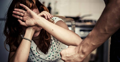 Violența în familie se lasă cu dosare penale - dddd-1582532107.jpg