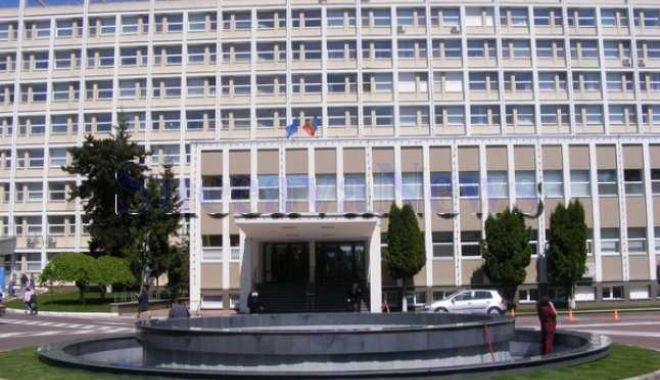 Credea că e infectată cu coronavirus. Medicii i-au găsit ceva mai banal... - dddd-1582617659.jpg