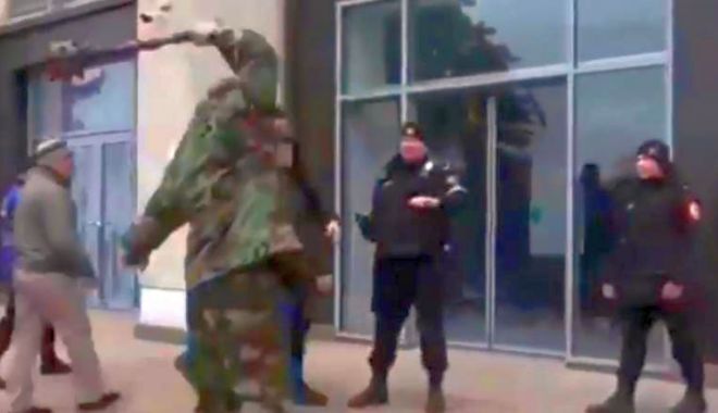 Protest cu buzduganul! Veteranii de război cer mărirea pensiilor - dddd-1583154452.jpg