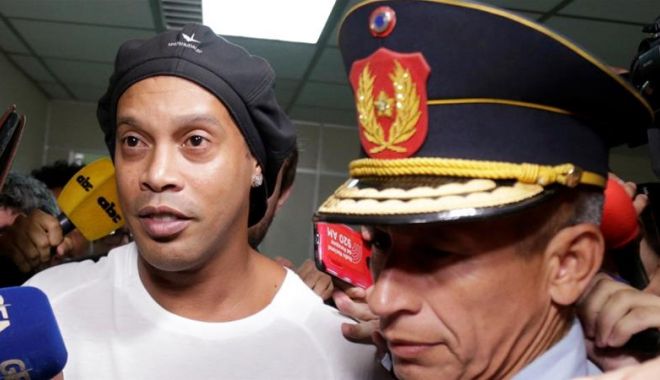 Ronaldinho, în arest! Eforturi la nivel înalt pentru eliberarea sa - dddd-1583831974.jpg