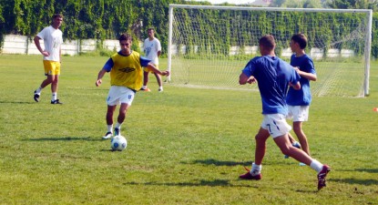 Portarul Adrian Vlas s-a alăturat lotului de avarie de la Farul - deab7c87f4bff3dd50723b45b2032910.jpg