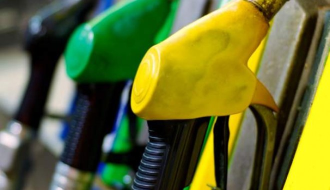 Cât costă astăzi un litru de benzină și motorină la OMV, în Constanța - deastaziomvpetromscumpestebenzin-1347179163.jpg