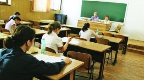 Bacalaureat 2011/ A început înscrierea pentru sesiunea din toamnă - debac1461936658000-1310364407.jpg