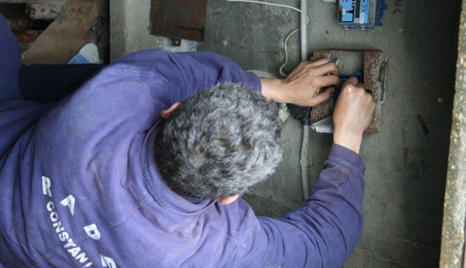 RADET. Bar de pe strada Poporului prins cu racord ilegal la rețeaua municipal de termoficare - debransareradetgf36-1465558421.jpg
