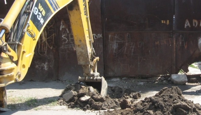 Datornicii RAJA din Piața Chiliei vor fi debranșați - debransariraja11310467223-1319464491.jpg