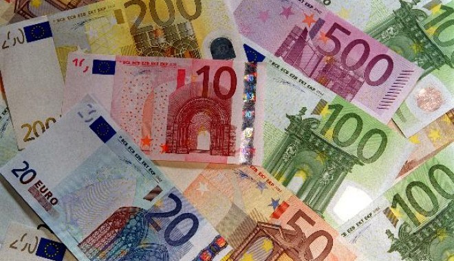 Schimbare de planuri! Trecerea la moneda EURO nu mai este o prioritate pentru România! - debtcrisiseurozone-1352099854.jpg