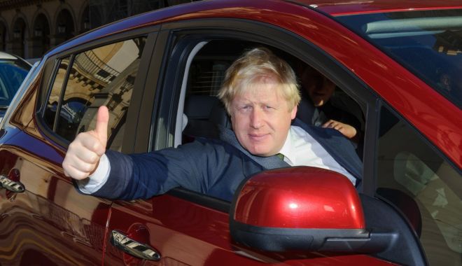 De ce șoferul prim-ministrului a primit cadouri - dece-1574636033.jpg