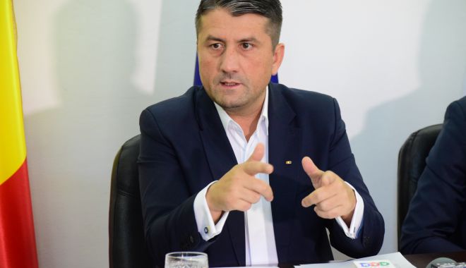 De ce nu semnează primarul Decebal Făgădău inițiativa 