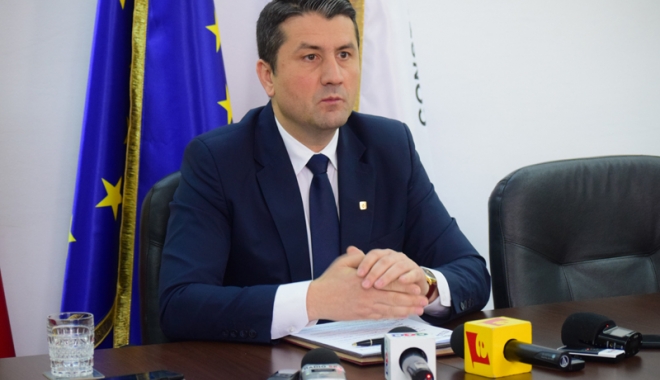 Edilul Decebal Făgădău, prezent  la seminarul  privind strategiile  de urbanizare - decebalfagadau1-1507736491.jpg