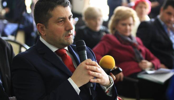 Primele declarații ale lui Decebal Făgădău, după preluarea atribuțiilor de primar al Constanței - decebalfagadau5-1428396463.jpg