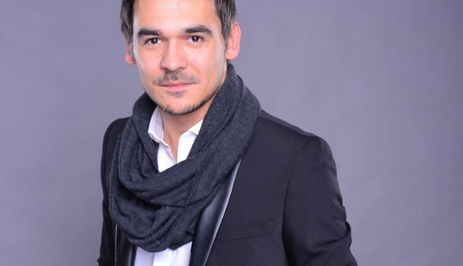 Răzvan Simion confirmă despărțirea de soția sa. Ce mesaj a transmis acesta - decedivorteaza-1435238315.jpg