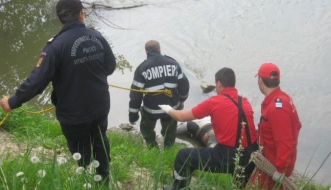 Tragedie în județul Constanța. Un bărbat a murit după ce a căzut într-un canal de irigații - deces-1522857924.jpg
