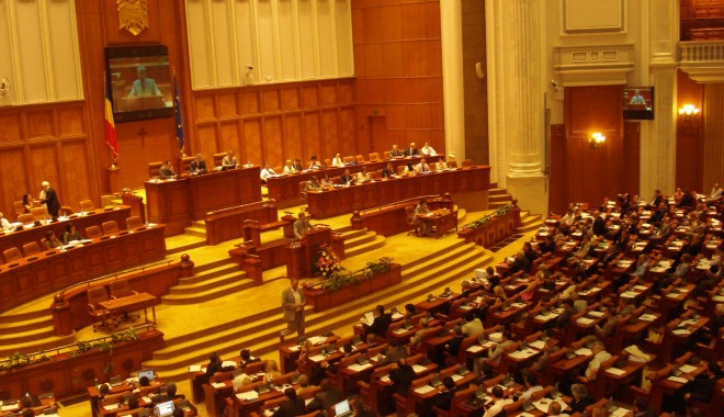 De ce se întâlnesc deputații și senatorii pe 1 aprilie - deceseintalnesclaparlament-1395834174.jpg