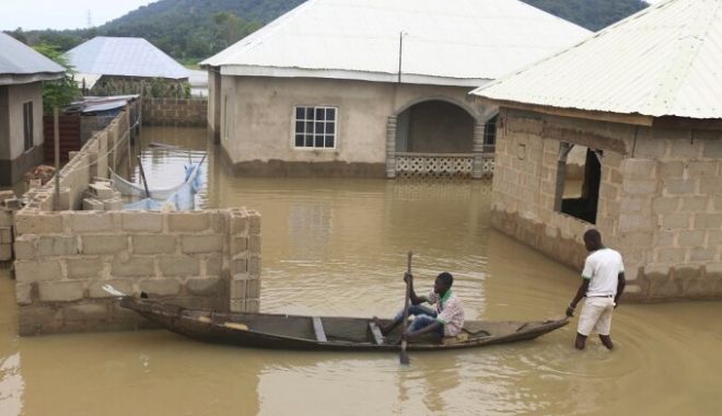 Peste 500 de decese în inundaţiile din acest an din Nigeria - decesenigeria-1665668196.jpg
