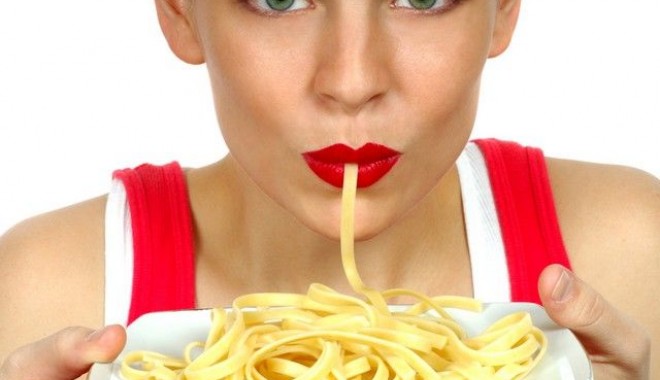 Decizii alimentare care atacă tenul - deciziialim-1391696979.jpg