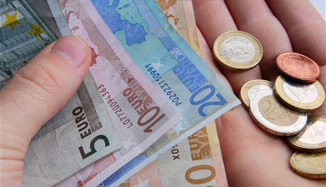Deficit de 263 milioane euro  al balanței de plăți a României - deficit-1418662263.jpg
