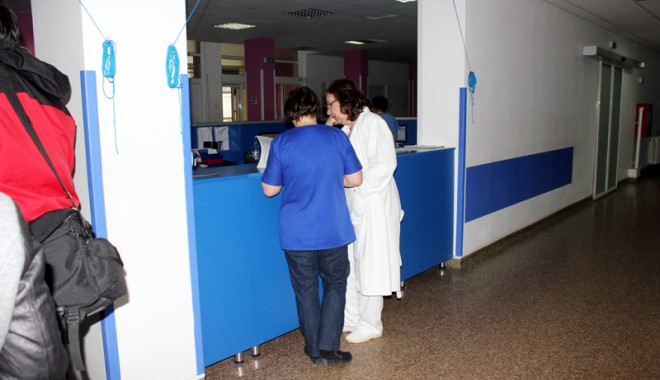 Deficit de medici  la Spitalul Județean Constanța - deficitcadremedicale-1360774892.jpg
