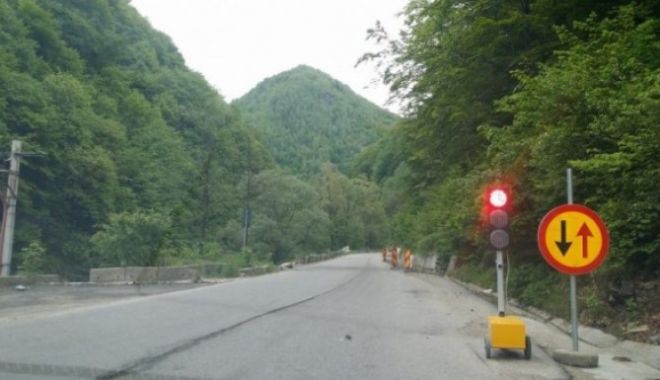 Trafic rutier întrerupt, mâine! 