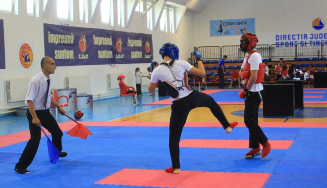 Spre Europene! Delegația de Kung-Fu a României, pregătită să cucerească Bulgaria - delegatia-1479660667.jpg