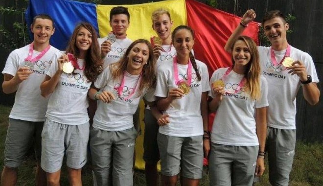 Delegația României s-a întors de la Jocurile Olimpice cu șase medalii - delegatiasursacosrro-1409489396.jpg