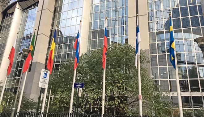Delegație a Parlamentului European, vizită de evaluare la Chișinău - delegatie-1522763085.jpg