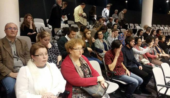 Delegație din Medgidia la Bruxelles, la invitația europarlamentarului Renate Weber - delegatiedinmedgidia-1445006708.jpg